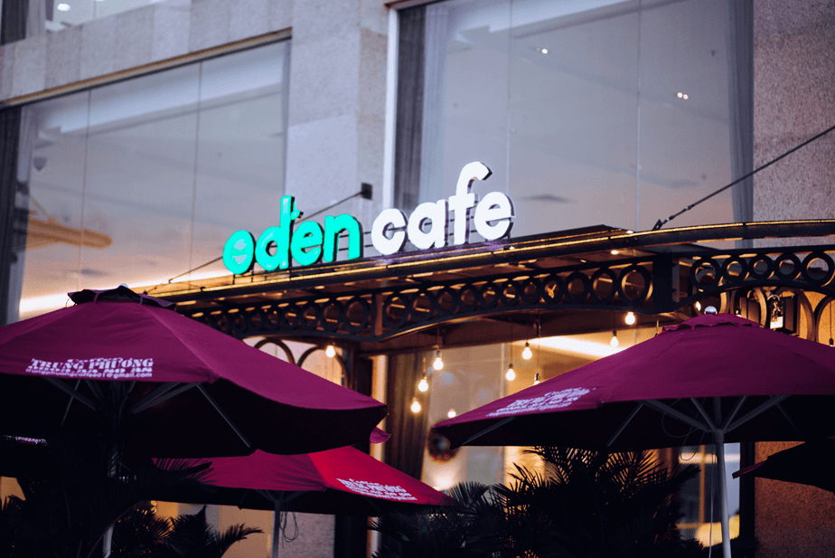 EDEN Cafe Sunrise Hotel